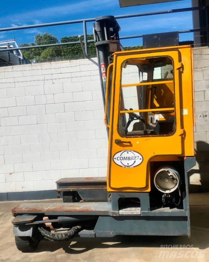 Combilift C4000 Боковые погрузчики