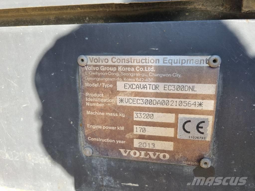 Volvo EC300DNL Гусеничные экскаваторы