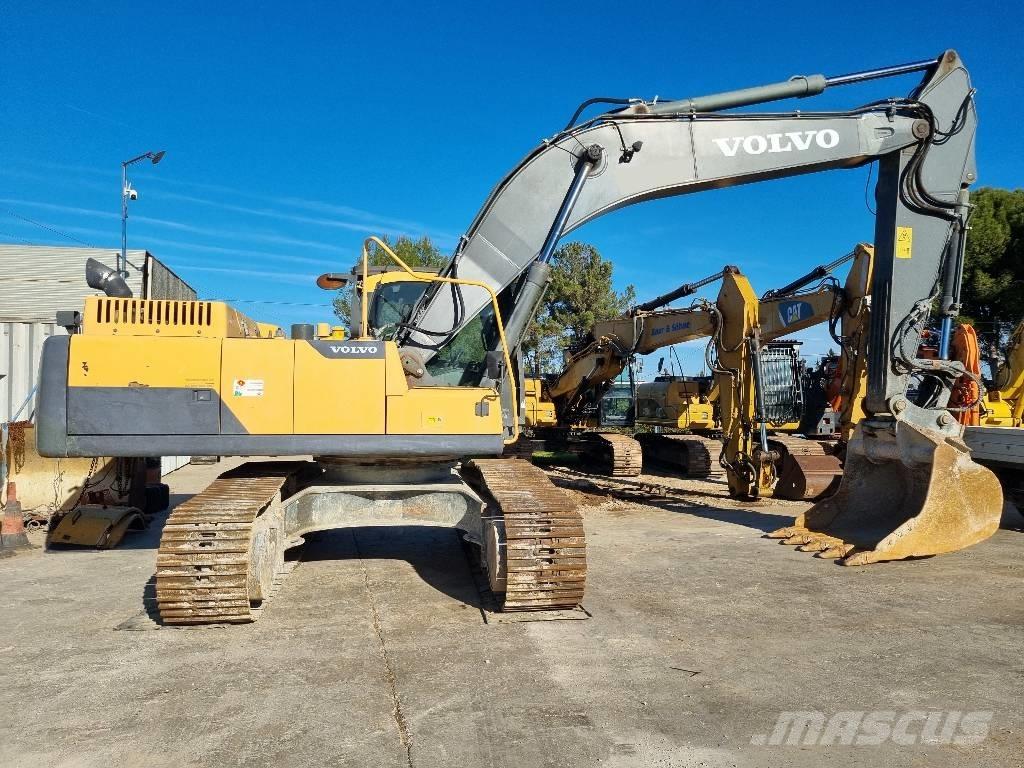 Volvo EC300DNL Гусеничные экскаваторы