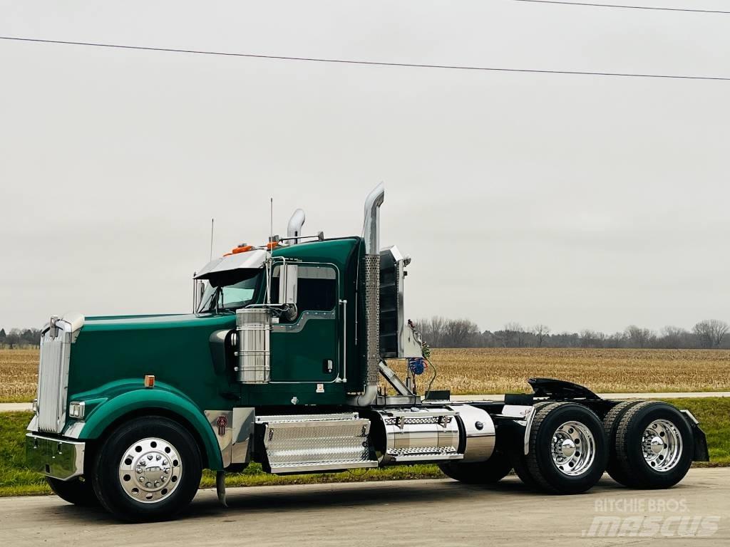 Kenworth W 900 Седельные тягачи