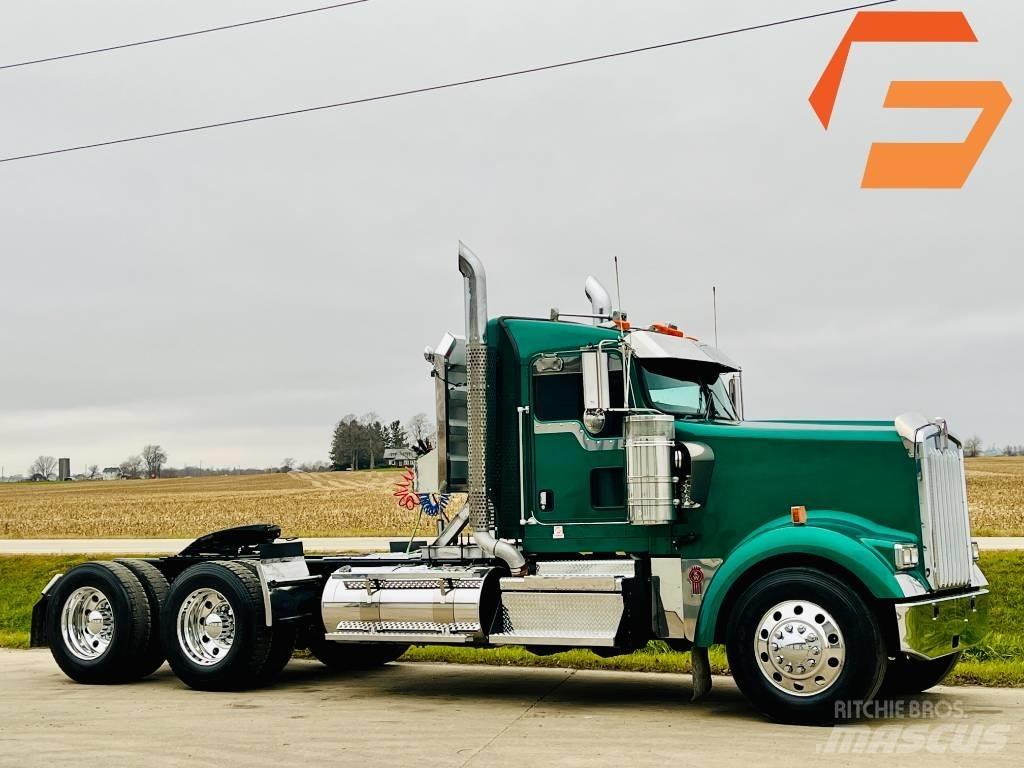 Kenworth W 900 Седельные тягачи
