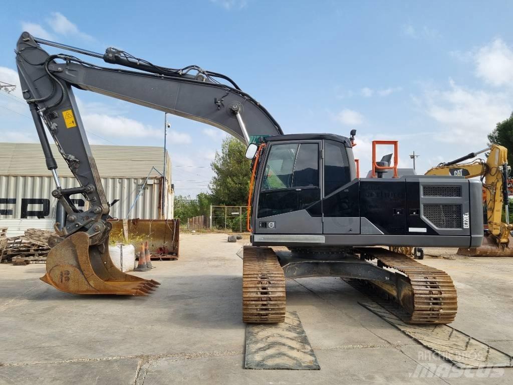 Volvo EC220EL Гусеничные экскаваторы