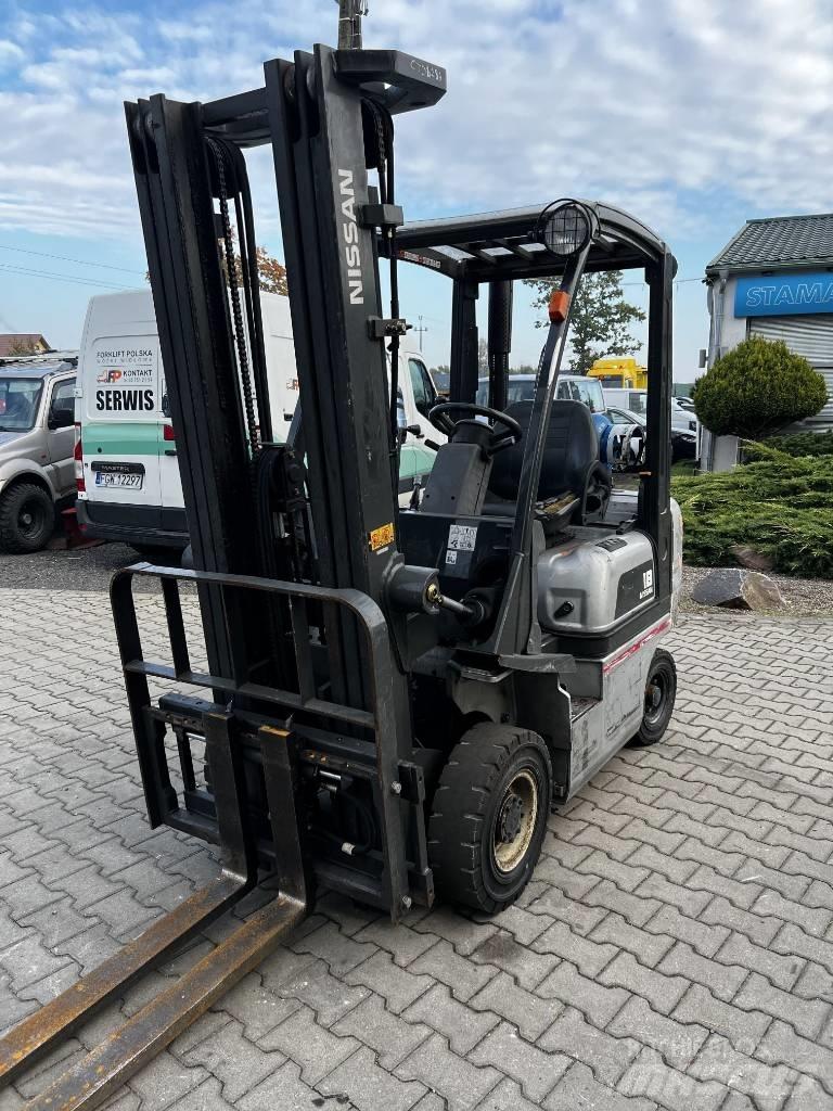 Nissan PD01A18PQ Газовые погрузчики