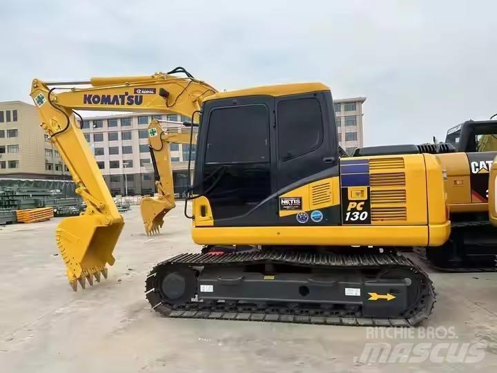 Komatsu PC130 Гусеничные экскаваторы