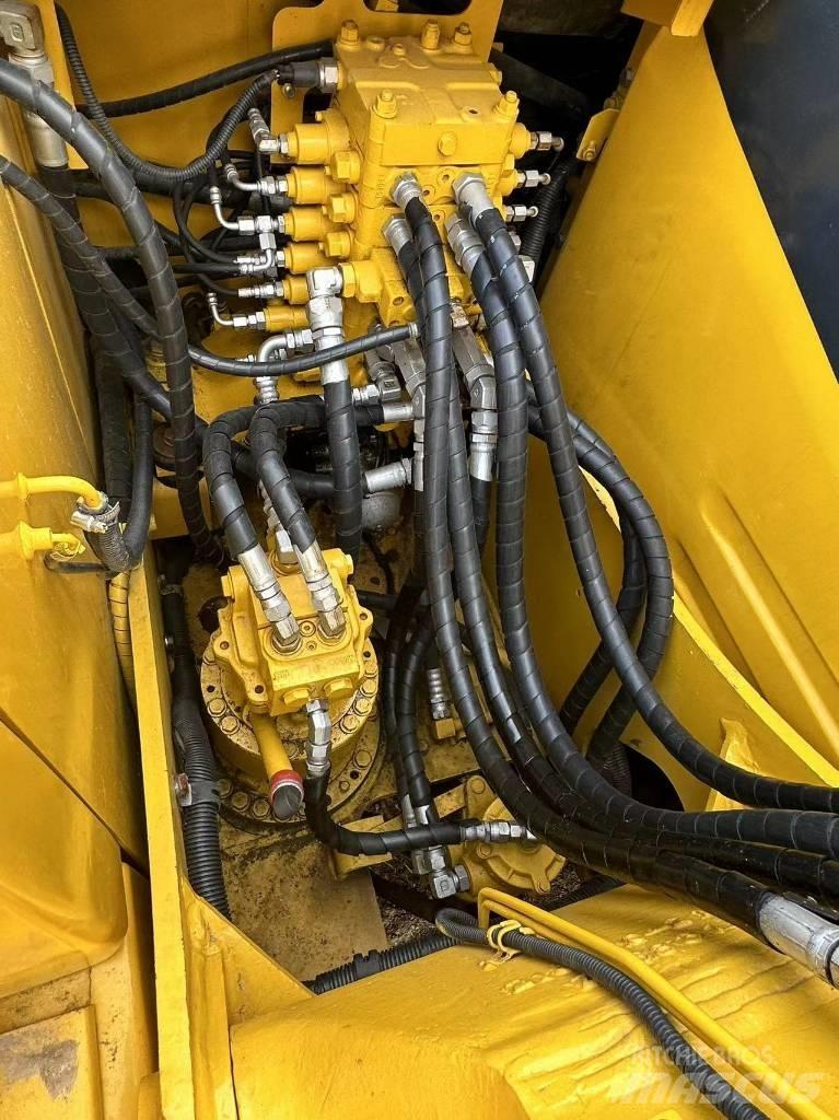 Komatsu PC 130 Гусеничные экскаваторы