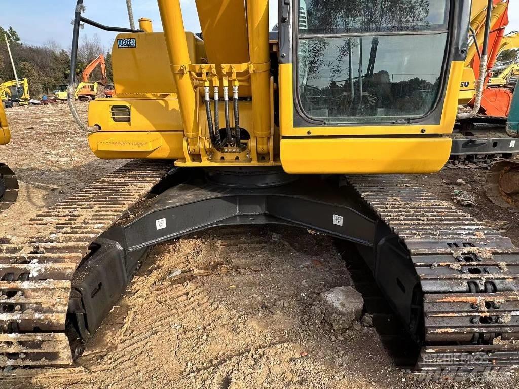Komatsu PC 130 Гусеничные экскаваторы