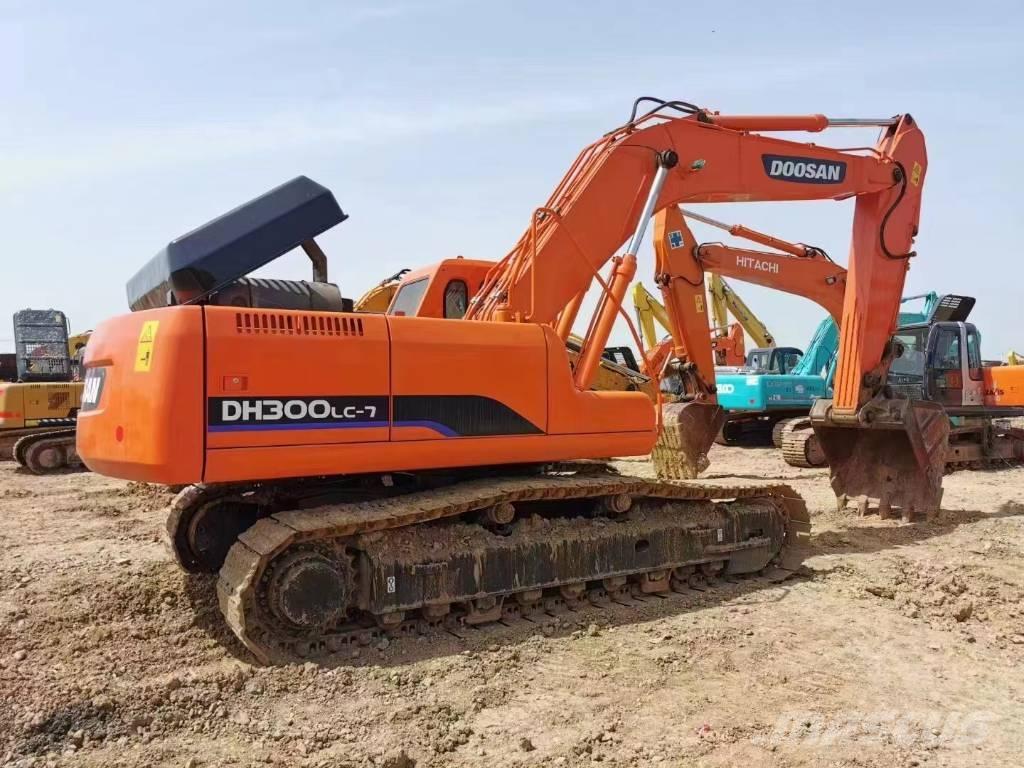 Doosan DH300LC-7 Гусеничные экскаваторы