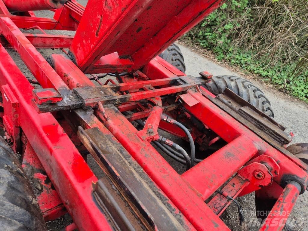 Agromet Warfama T041 Прицепы с крюковым подъемником