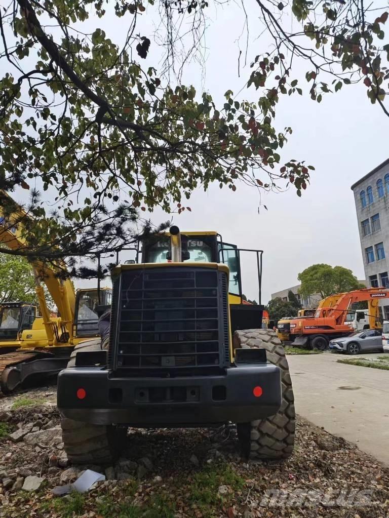 Komatsu WA 470-6 Фронтальные погрузчики