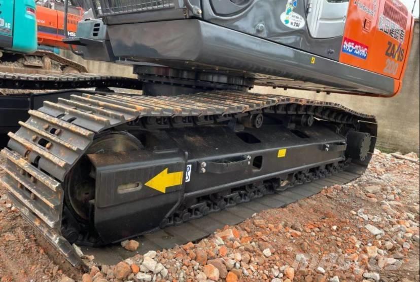 Hitachi 200-3 Гусеничные экскаваторы