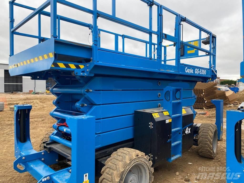 Genie GS 4390 RT Ножничные подъемники