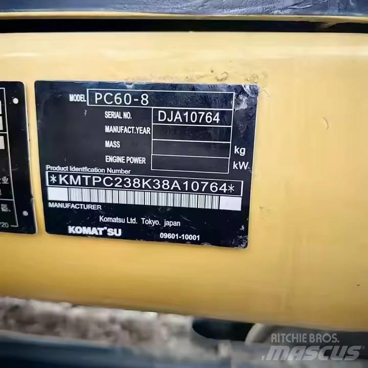 Komatsu PC60 Гусеничные экскаваторы