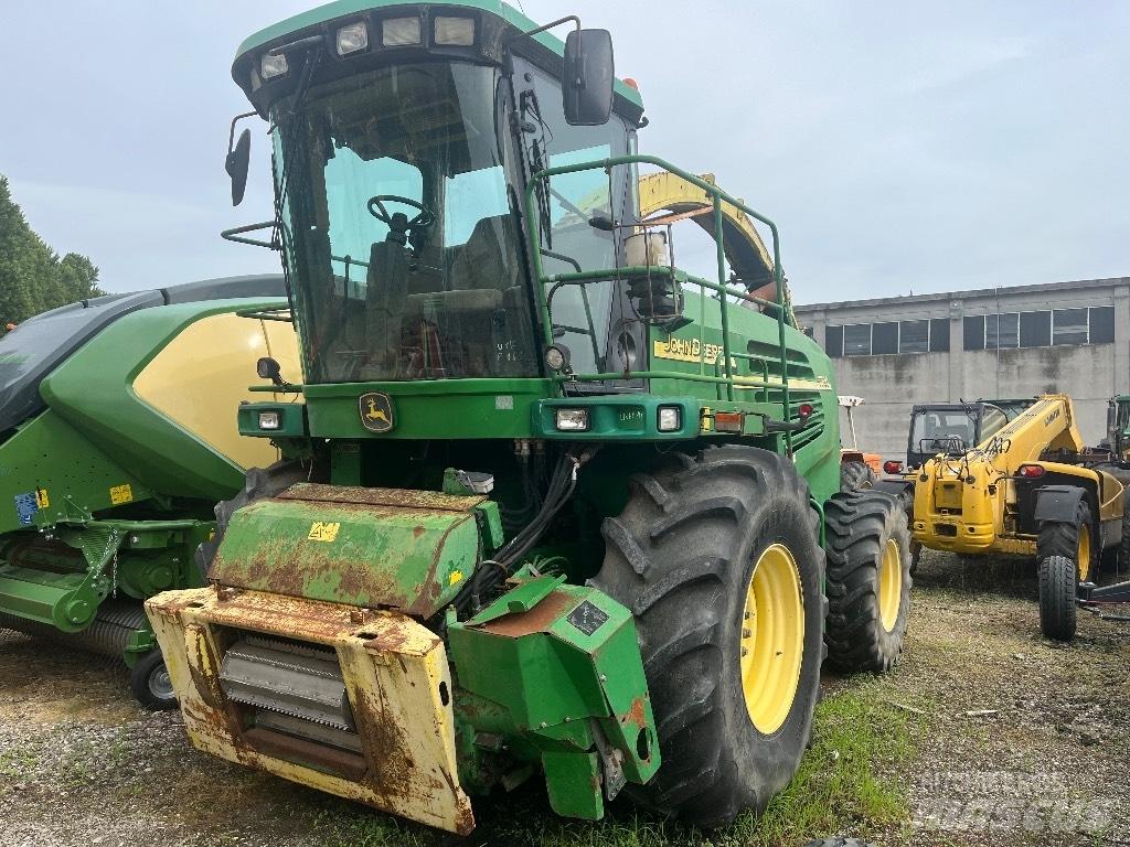 John Deere 7700 Самоходные кормоуборочные комбайны