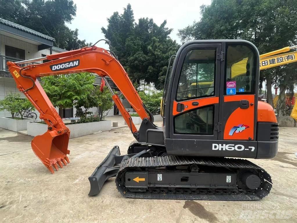 Doosan DH 60-7 Мини-экскаваторы