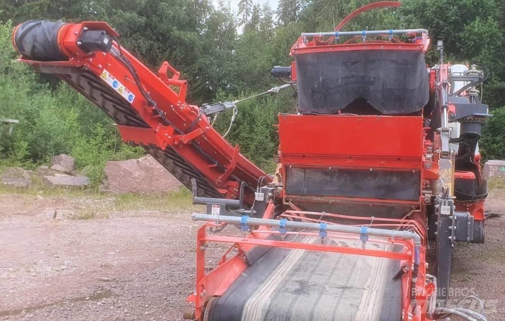 Sandvik QH 332 Мобильные дробилки