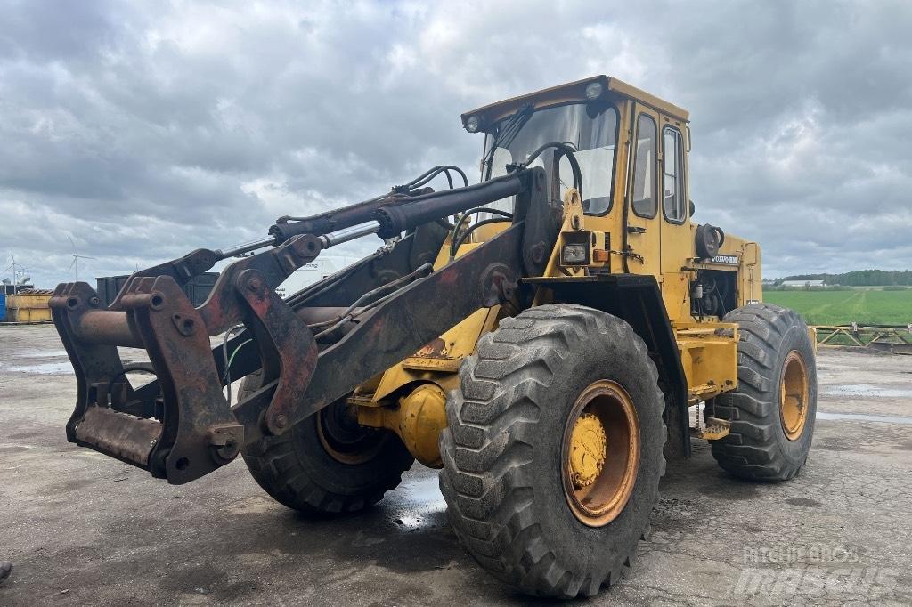 Volvo BM 4400 Фронтальные погрузчики