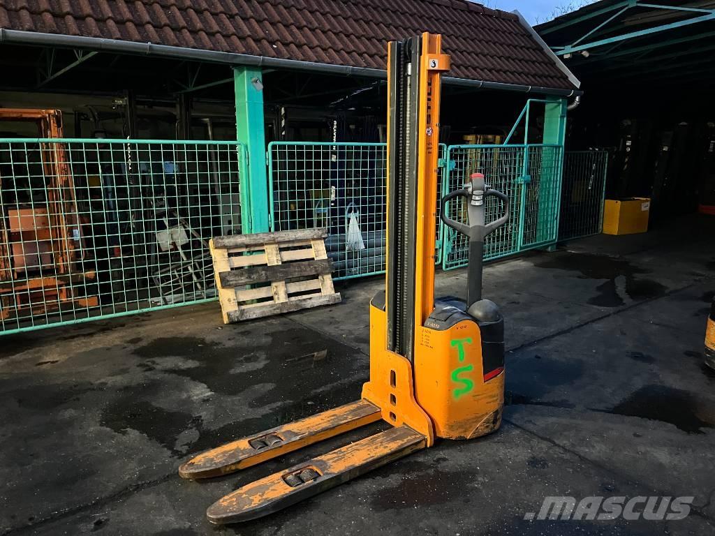 Still EGV12   V-4250 Самоходные электроштабелёры