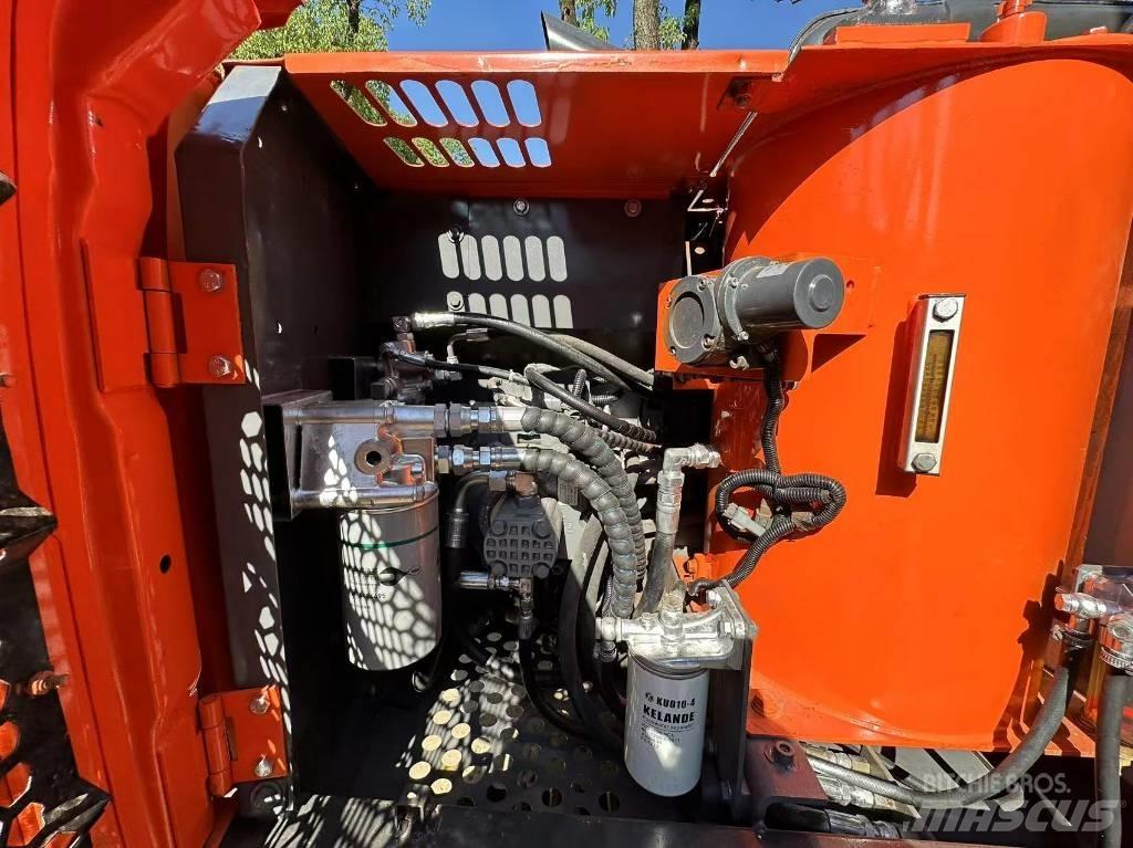 Hitachi ZX 120 Гусеничные экскаваторы