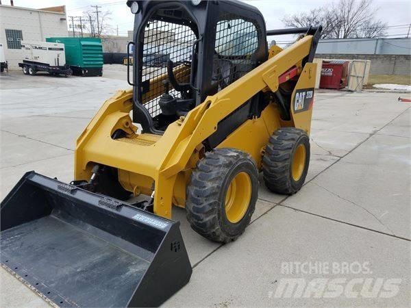 CAT 272 D Мини-погрузчики