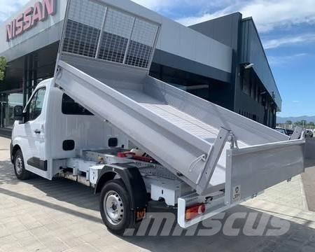 Nissan 3500 Грузовики-Самосвалы