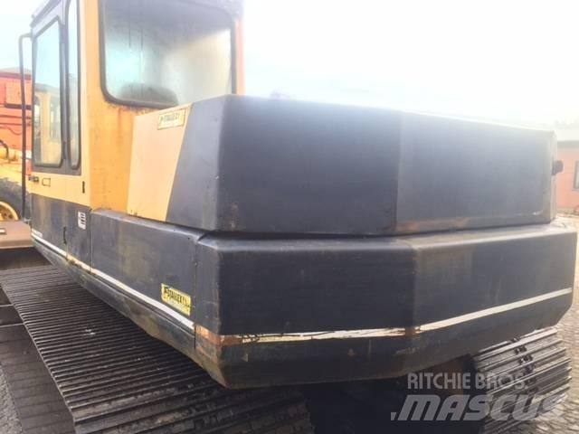 Komatsu PC120-3 Гусеничные экскаваторы