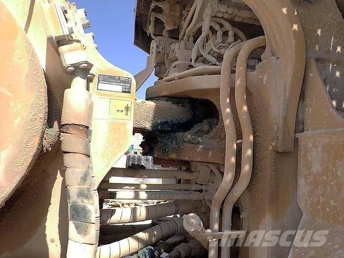 CAT 988K Фронтальные погрузчики