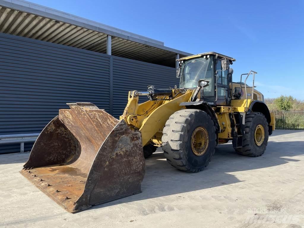 CAT 972M Фронтальные погрузчики