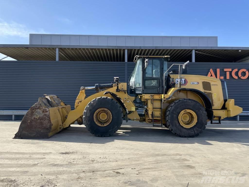 CAT 972M Фронтальные погрузчики
