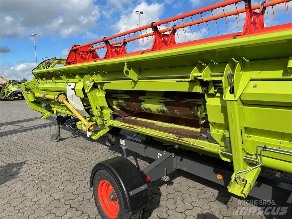 CLAAS Lexion 6800 Зерноуборочные комбайны