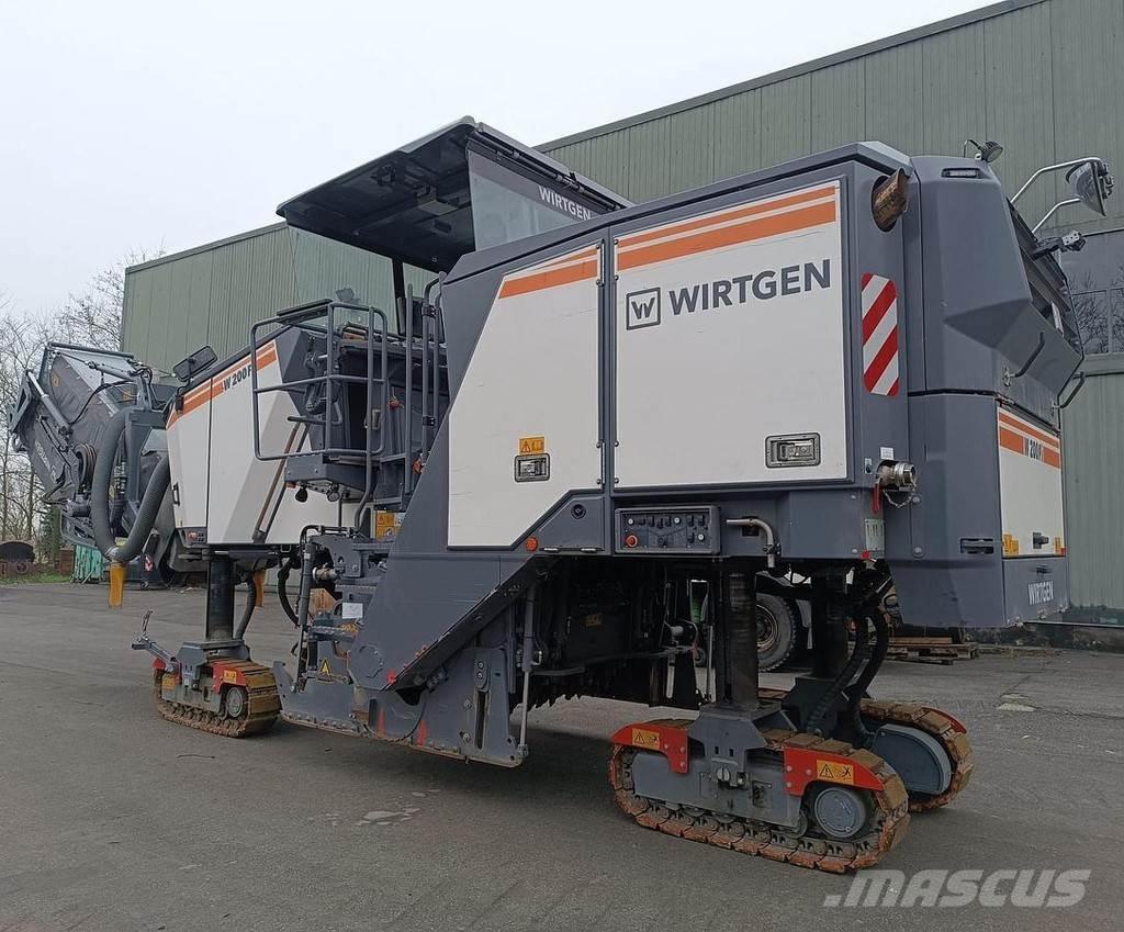 Wirtgen W200Fi Вибропрессы для плитки и бордюров