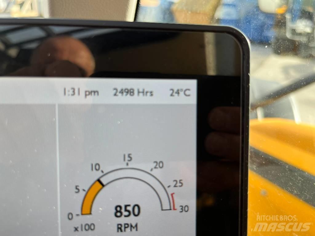 JCB 542X70 AGRI PRO Телескопические погрузчики
