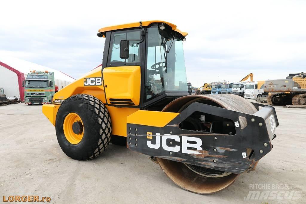 JCB VM 117 Уплотнители грунта