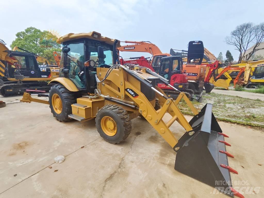 CAT 420F Экскаваторы-погрузчики