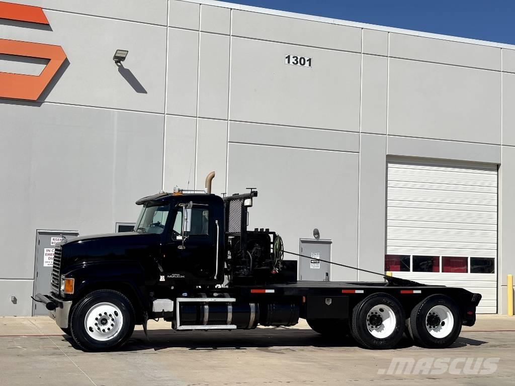 Mack CHU 613 Грузовые эвакуаторы