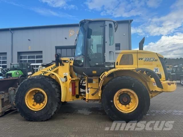 New Holland W 110 B Фронтальные погрузчики