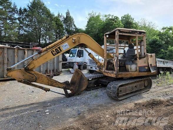 CAT E 70 B Гусеничные экскаваторы