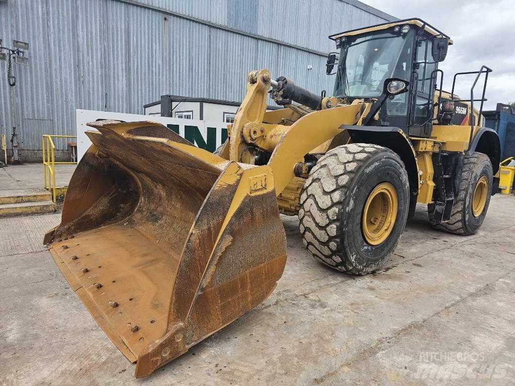 CAT 966 M Фронтальные погрузчики