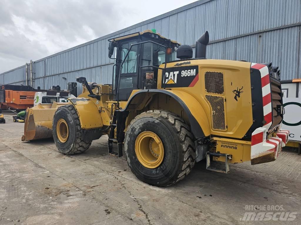 CAT 966 M Фронтальные погрузчики