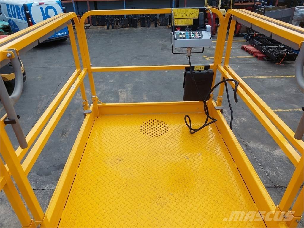 Haulotte C12DX Ножничные подъемники