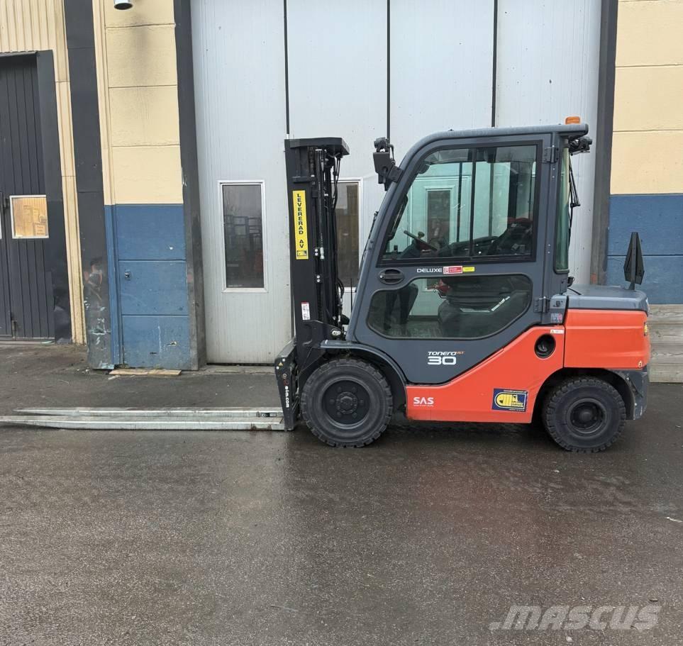 Toyota truck 8FD30F Дизельные погрузчики