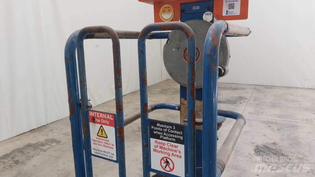 JLG Peco Lift Вертикальные мачтовые подъемники