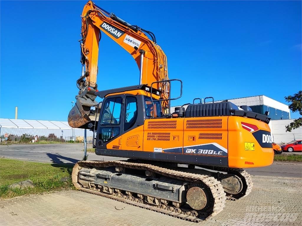 Doosan DX300LC-7 Гусеничные экскаваторы