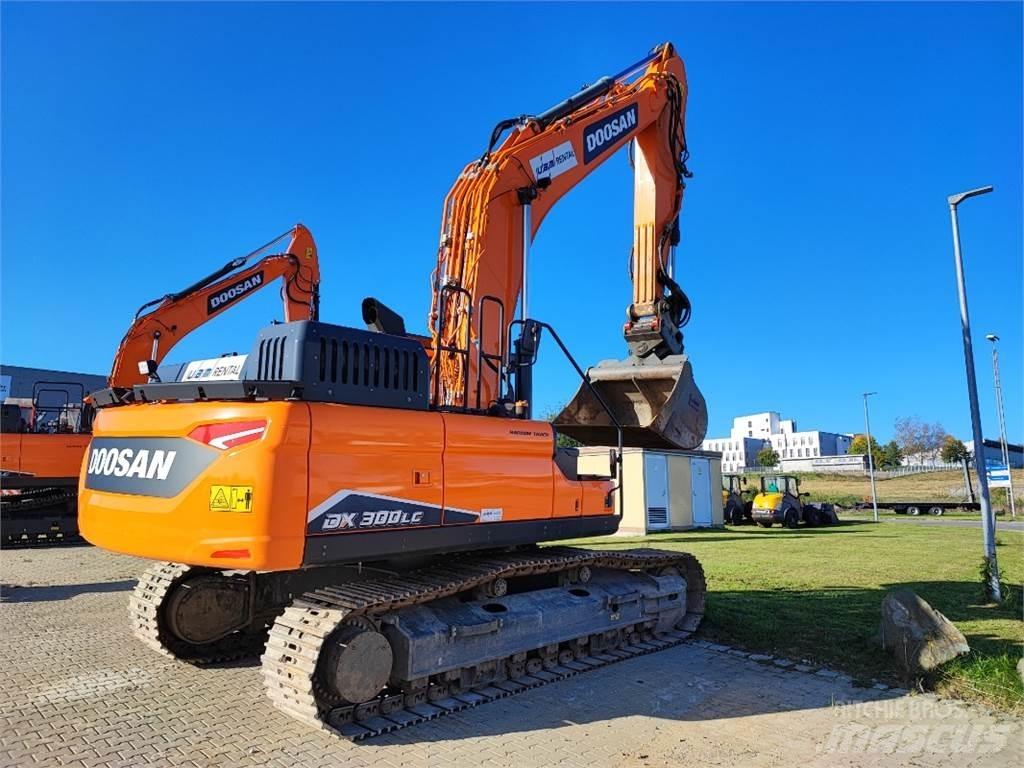 Doosan DX300LC-7 Гусеничные экскаваторы