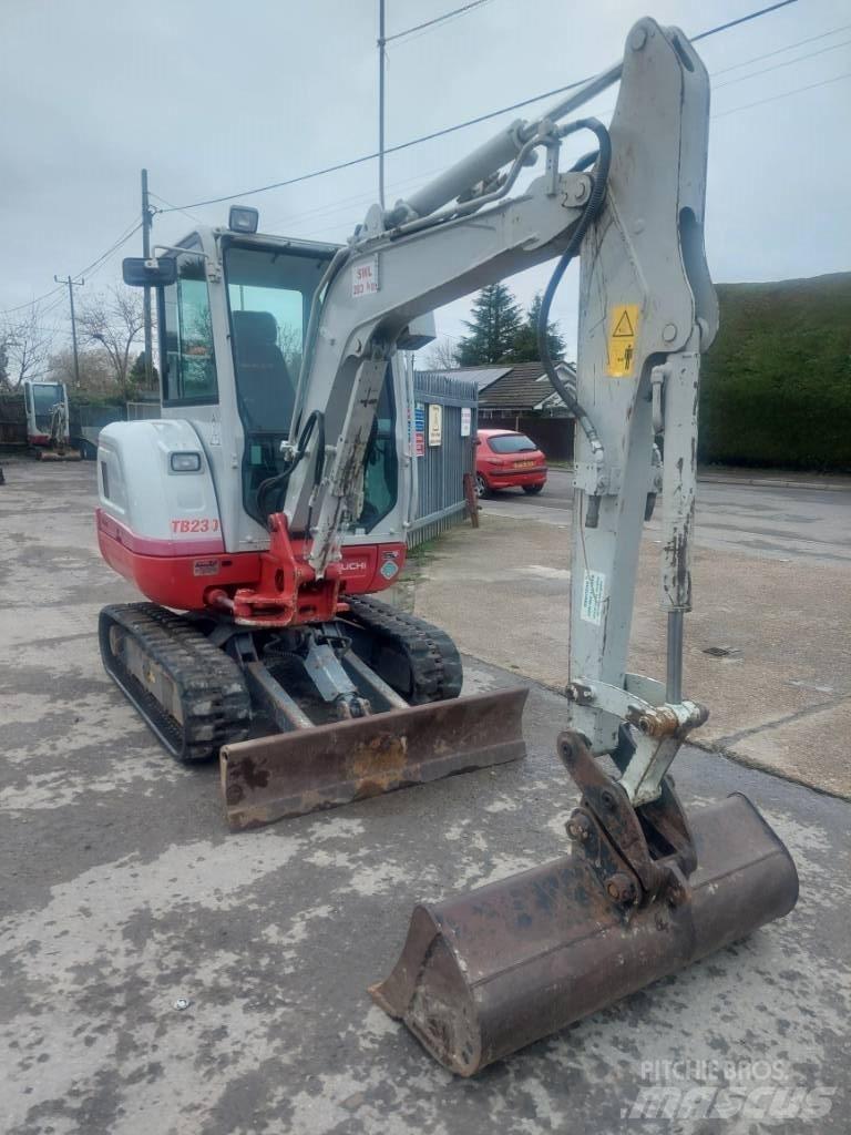 Takeuchi TB 230 Мини-экскаваторы