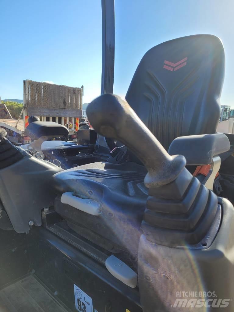 Yanmar Vio 27 Мини-экскаваторы