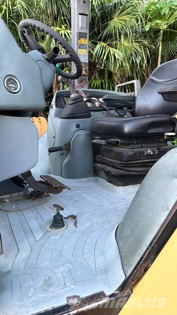 CAT 420 D IT Экскаваторы-погрузчики