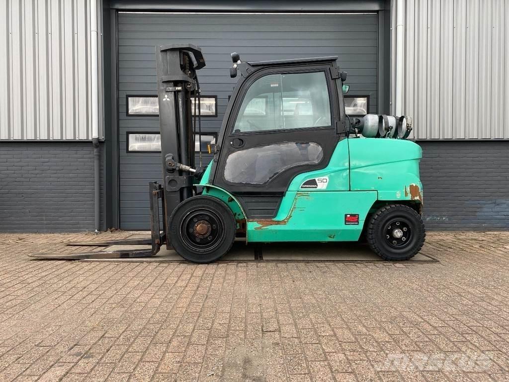 Mitsubishi FG50NT Газовые погрузчики