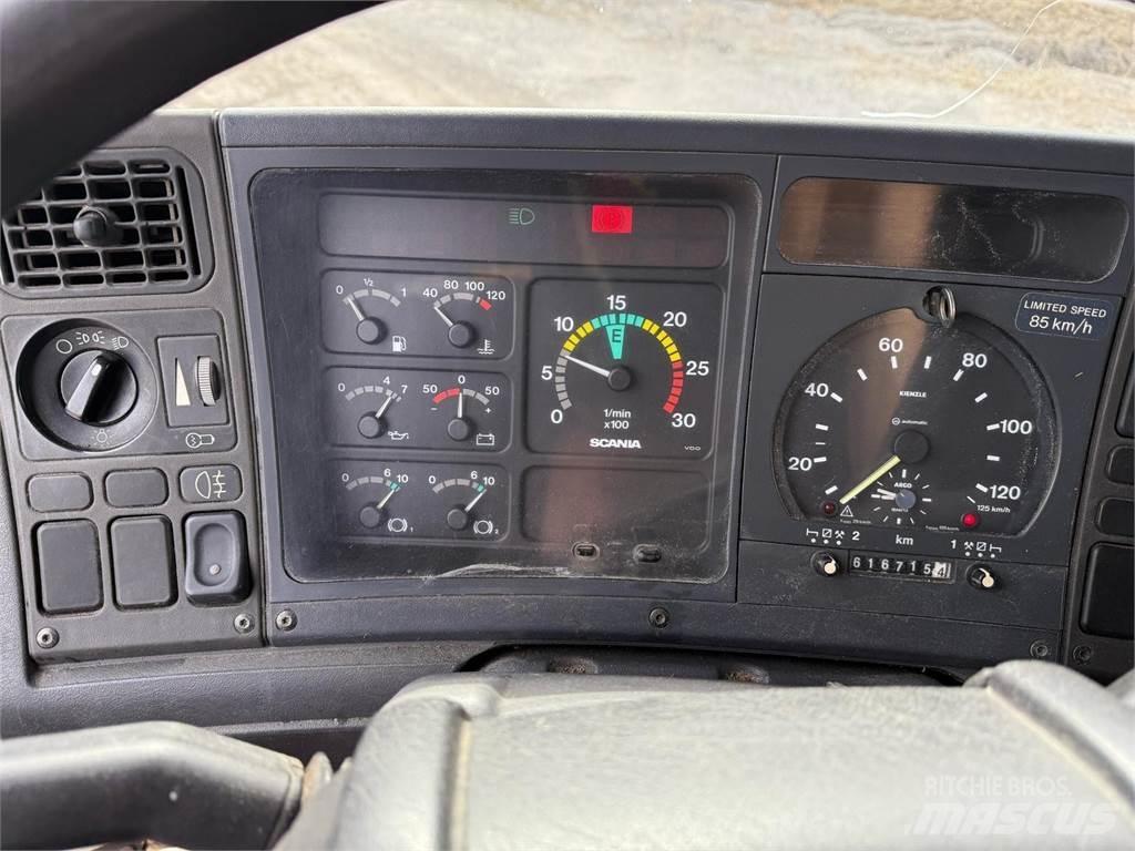 Scania P94 Грузовики-Фургоны