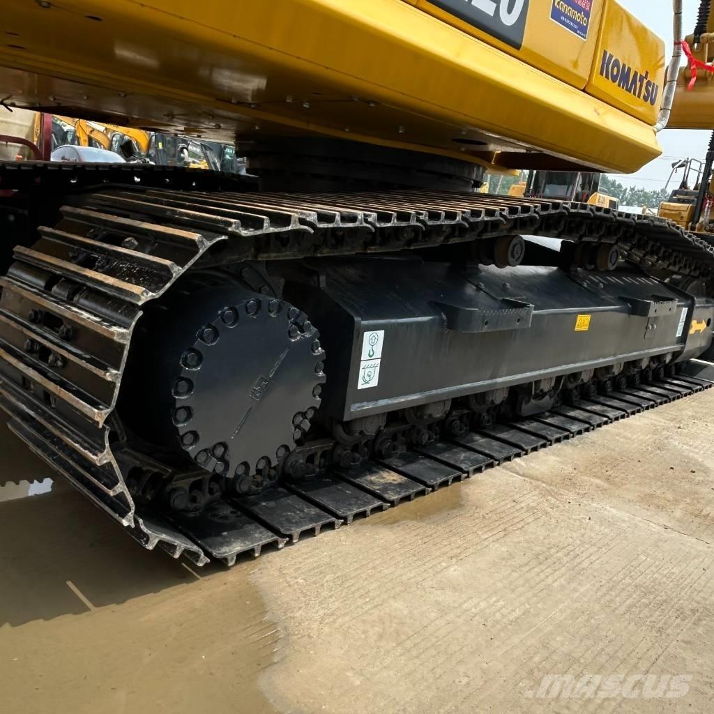 Komatsu 220-8 Гусеничные экскаваторы