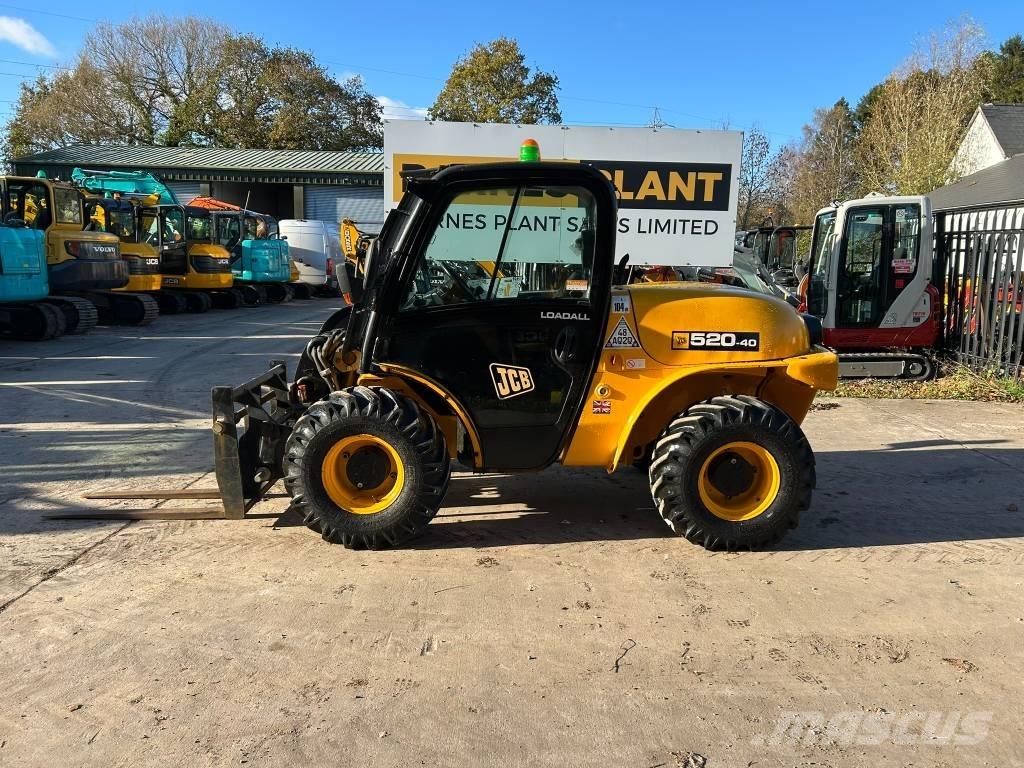 JCB 520-40 Телескопические погрузчики